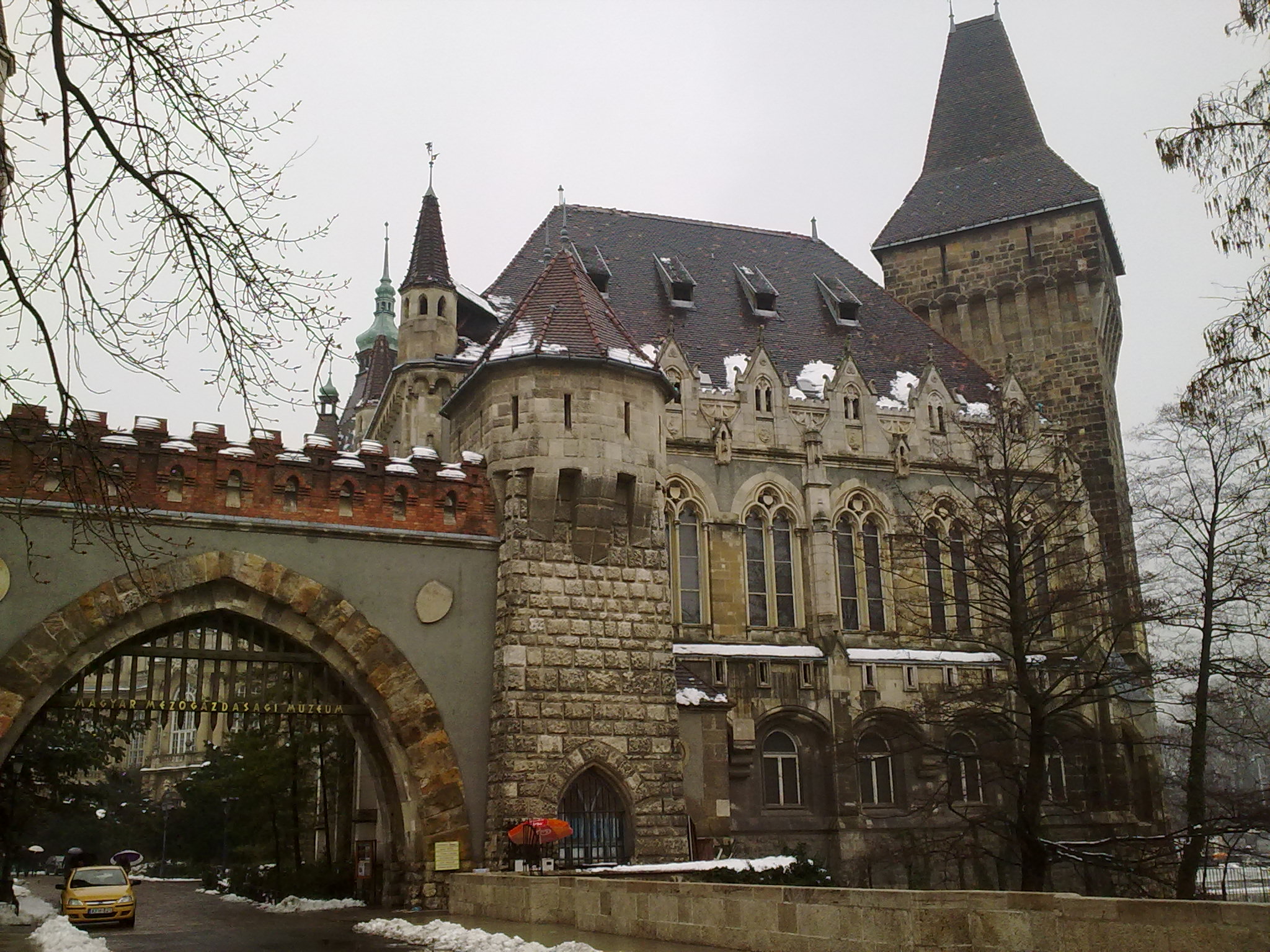 HU Budapest Hunyady castle